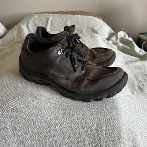 Keens waterproof hiking shoes Sz 10